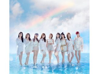 NiziU、デビューシングルが女性アーティスト歴代2位となる初週売上で首位!