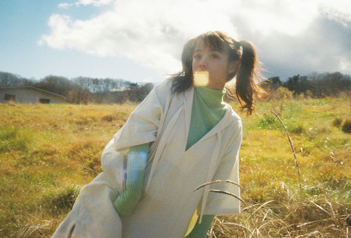橋本環奈、神々しいツインテールショットを披露!