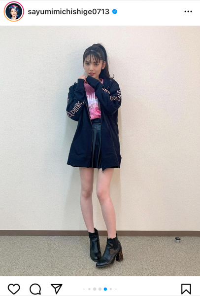 道重さゆみ、ポニーテール×ミニスカで魅せる美脚ショット!「今日も可愛い天才!!」