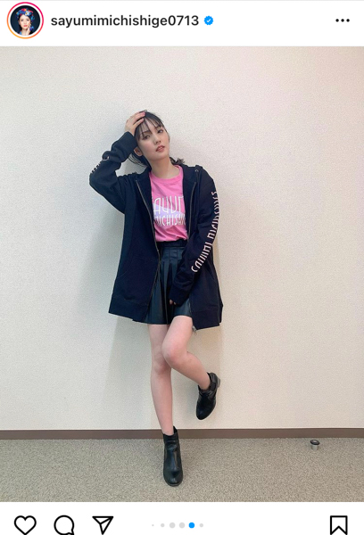 道重さゆみ、ポニーテール×ミニスカで魅せる美脚ショット!「今日も可愛い天才!!」