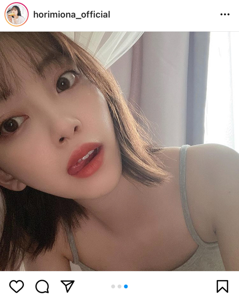 堀未央奈、キャミソール姿でドアップ写真を大胆公開!