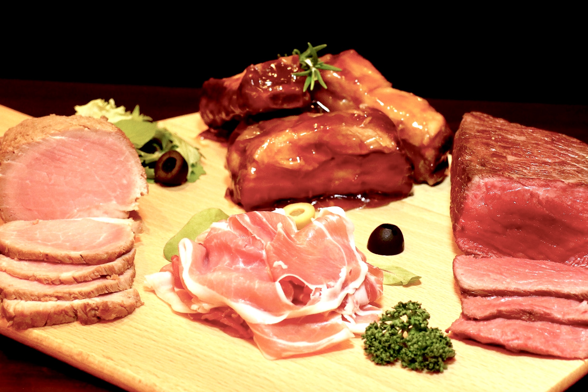【1月31日(水)迄延長決定！】好きな肉3種選べてたったの1,290円で食べ放題！新宿『クロスカーサ』で開催！