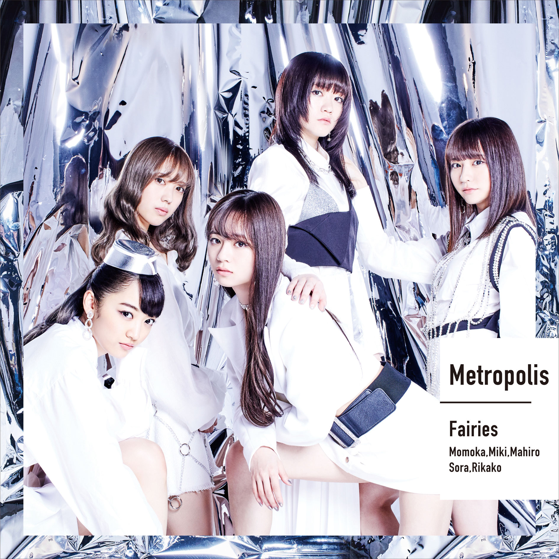 17th Single「Metropolis～メトロポリス～」をリリースするフェアリーズにインタビュー！