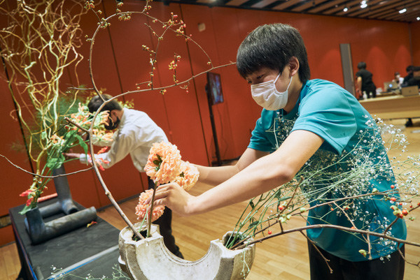 全国高校生花いけバトル、北陸大会を制したのは、石川県立野々市明倫高等学校「ノンきー」！