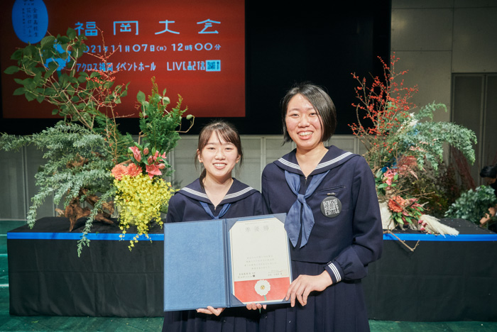 全国高校生花いけバトル、福岡大会を制したのは、福岡舞鶴高等学校「うぐいす」！