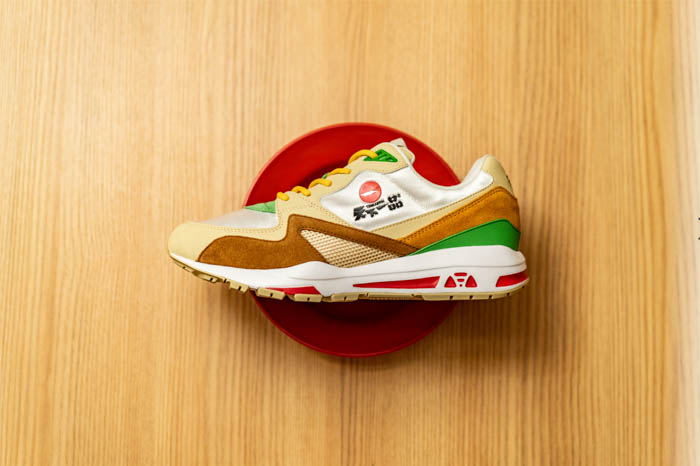 『天下一品』×『le coq sportif』“鶏”が共通項ラーメンとファッションの異業種による周年記念コラボレーションスニーカーを発売！