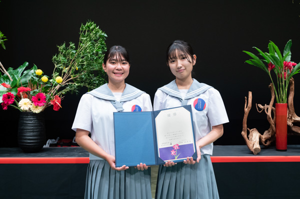 全国高校生花いけバトル、沖縄大会を制したのは、沖縄県立読谷高等学校「Keep Smiling」！