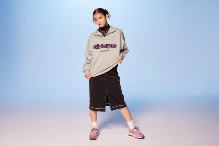 9人組ガールズ・パフォーマンスグループ【Girls² （ガールズガールズ】× FILA × atmos pinkのトリプルコラボ第二弾が2022年2月5日（土）より発売決定！