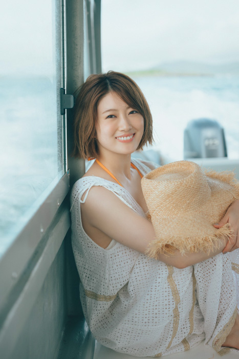 乃木坂46 樋口日奈、1st写真集発売決定！「開放的になれた」沖縄で撮影