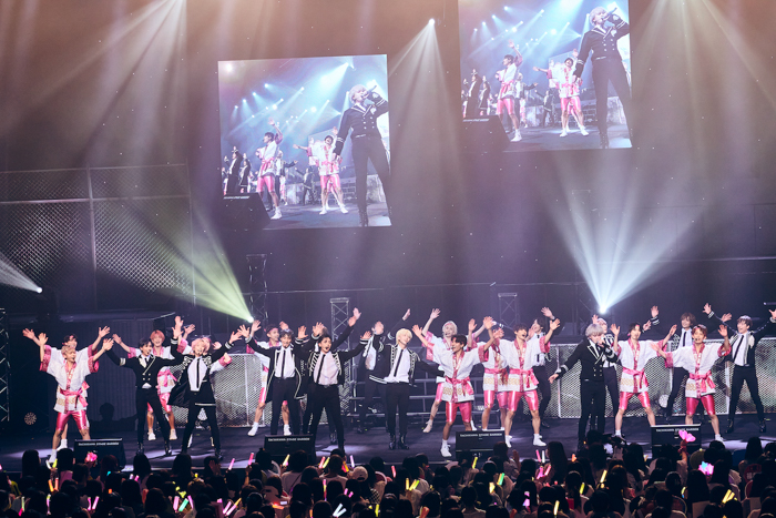 VOYZ BOY満員御礼で立川ステージガーデンのライブが終了！ 「関西コレクション」出演ほか、4大発表発表！