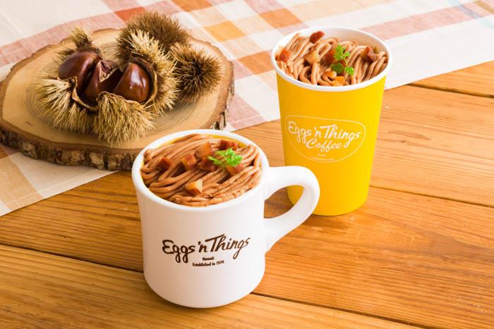 Eggs ’n Things、2つの味から選べるモンブランパンケーキが登場！「モンブランパンケーキ（ラムレーズン/カスタード）」「パストラミビーフホットサンド」9月1日（木）～9月30日（金）まで！