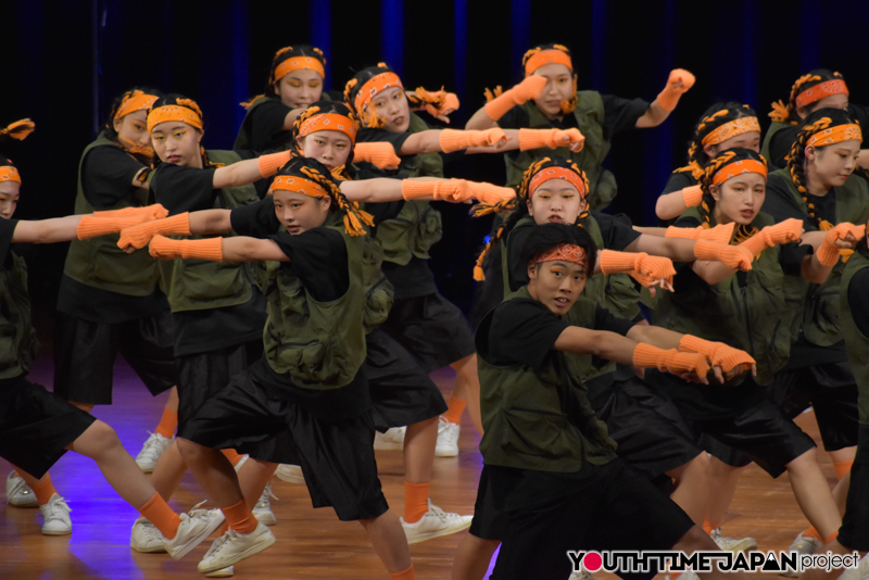 神奈川県立海老名高等学校が大編成部門でダンスを披露！＜第12回全日本高等学校チームダンス選手権大会＞