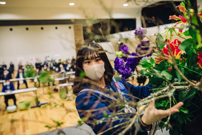 鮮やかな秋の花で四国のステージを彩る！10月16日（日）は全国高校生花いけバトル四国大会！