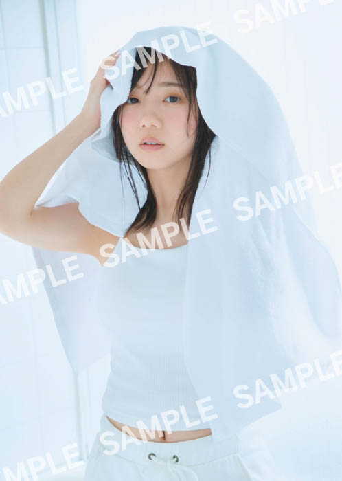 日向坂46・齊藤京子の特典ポストカード画像4種解禁！ハイクオリティ・ビジュアル・マガジン『WHITE graph009』、11月22日発売！