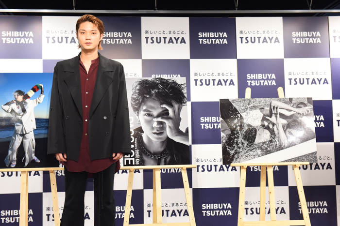 磯村勇斗、大満足の写真集は「120点」！レスリー・キーは「すごい俳優さんに出会った」と大絶賛！