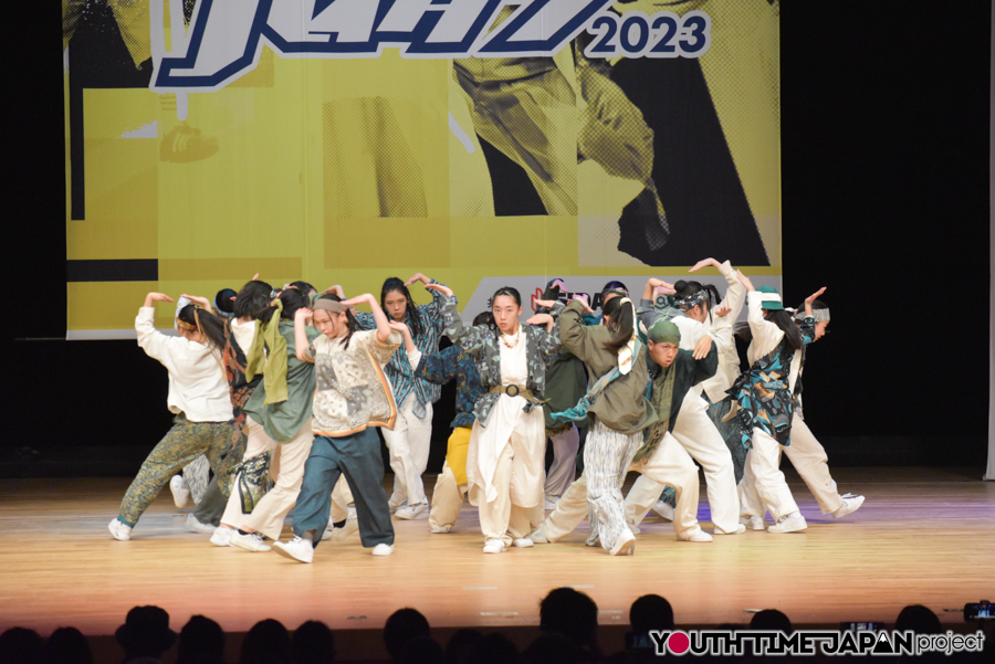 奈良市立一条高校「AMI NAS」がLARGE部門で演技を披露！＜マイナビHIGH SCHOOL DANCE COMPETITION 2023 WEST vol.2＞