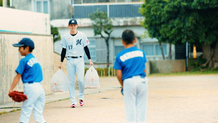 「ほっともっと」新TVCM「サプライズな差し入れ」篇