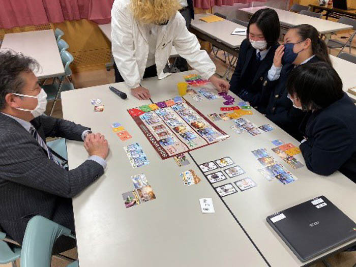 高校生のアイデアによるSDGsヒーローが熊本県に出現
