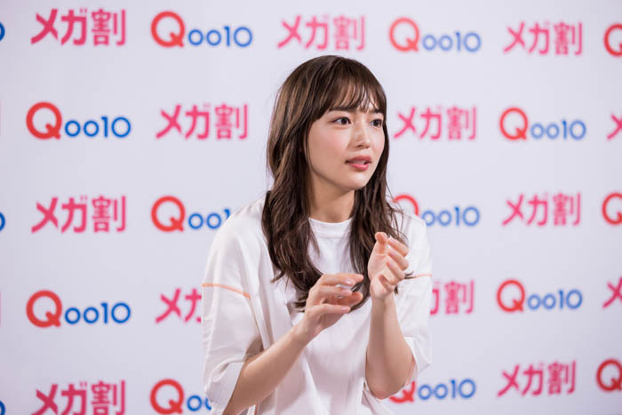 川口春奈が部屋着でゴロゴロしながらQ100でのショッピングを楽しむ！Qoo10「メガ割」新TV、6月1日（木）より全国でオンエア開始！