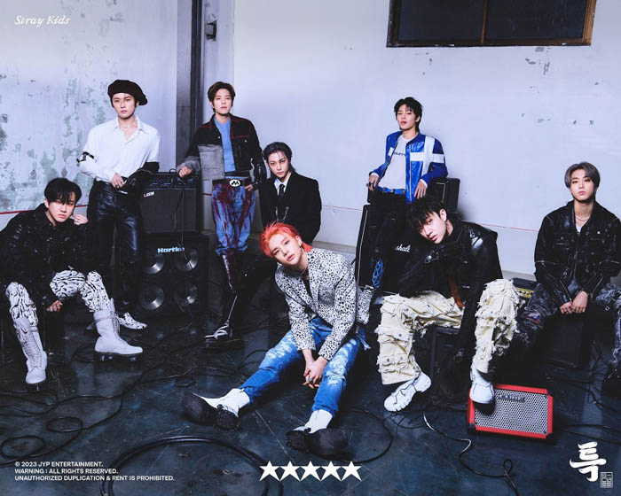 Stray Kids、K-POP史上最高記録を達成！韓国3rd Album『★★★★★ (5-STAR)』の先行注文数が493万枚を突破！