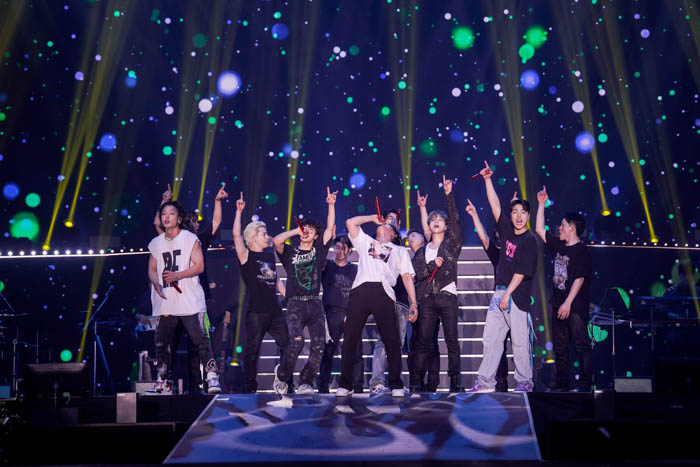 iKON、ツアーファイナルはファンと共にJAYへ「いってらっしゃい」アンコール公演を10月東京・大阪で開催決定！