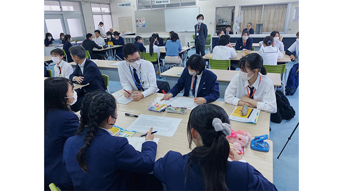 【和歌山県立神島高等学校】地域の特産物を使った商品開発や販売、学生と地域を繋ぐ取り組みを行なっている和歌山県立神島高校の“神島屋”