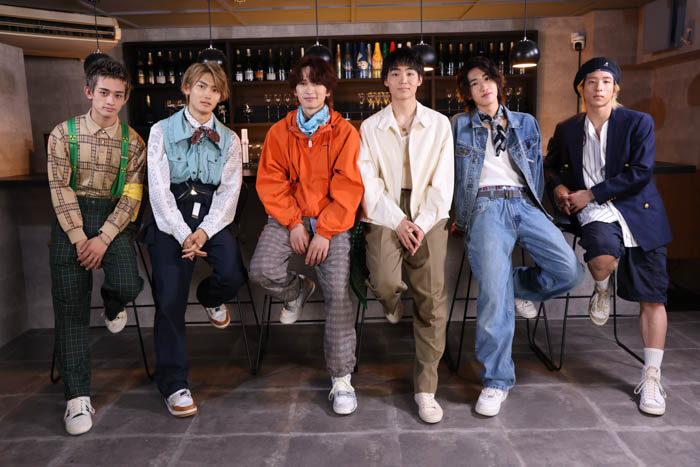 8/30にメジャー 1st フルアルバム「Where」をリリースするWATWINGの特別番組をオンエア!