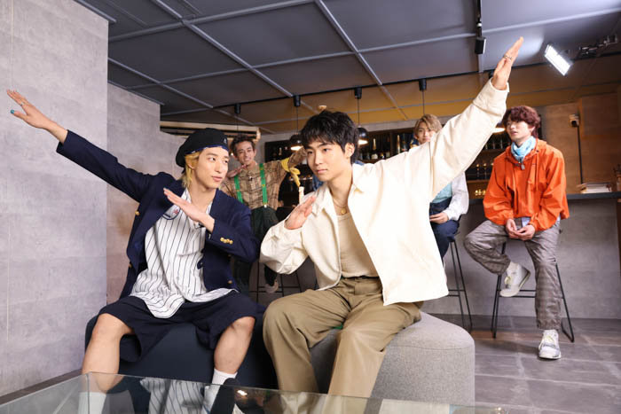 8/30にメジャー 1st フルアルバム「Where」をリリースするWATWINGの特別番組をオンエア!