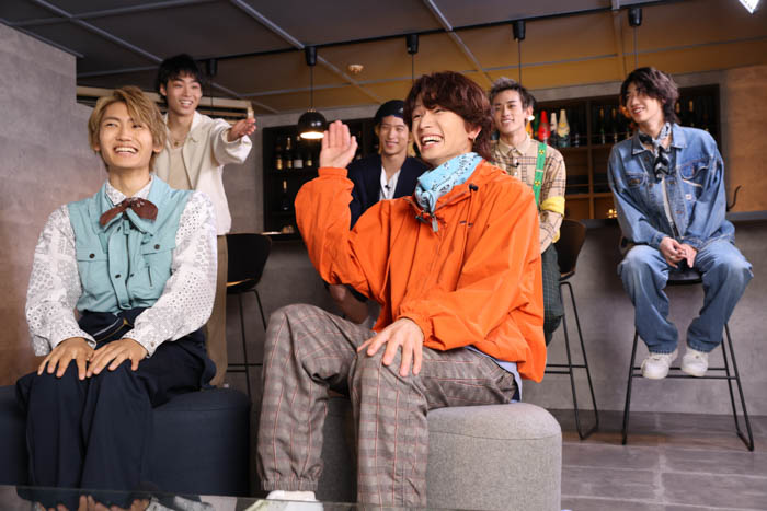 8/30にメジャー 1st フルアルバム「Where」をリリースするWATWINGの特別番組をオンエア!