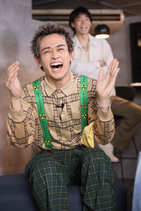 8/30にメジャー 1st フルアルバム「Where」をリリースするWATWINGの特別番組をオンエア!