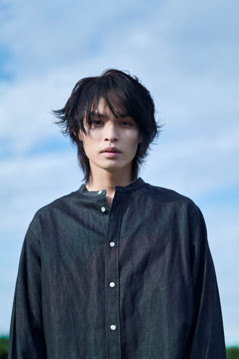 細田佳央太、兵頭功海らアミューズ所属俳優ユニット"チーム・ハンサム！" がメガネブランド「Zoff」のカスタムサングラスとコラボ！