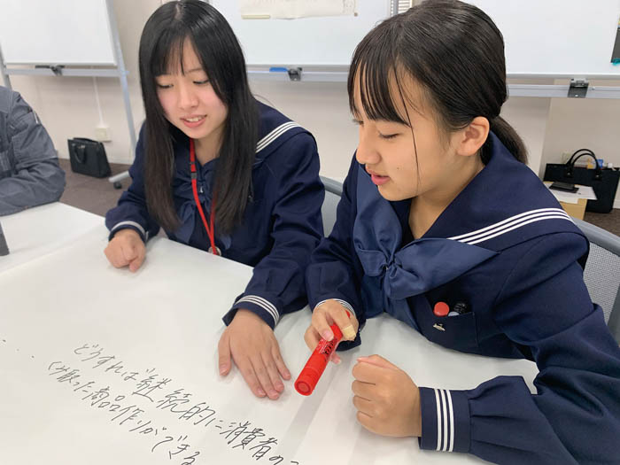 【高知市立高知商業高等学校】野生鳥獣被害から地域課題へ、 視野を広げて取り組むジビエ商品開発・販売促進部