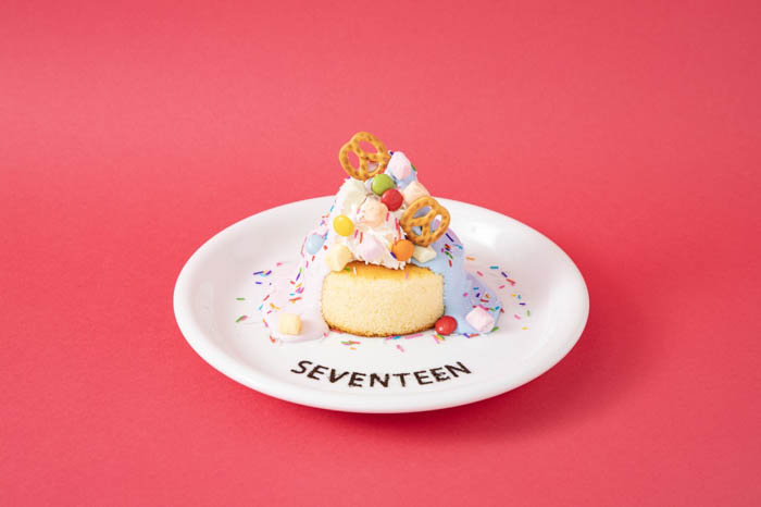 SEVENTEEN BEST ALBUM「17 IS RIGHT HERE」発売記念「SEVENTEEN CAFE 2024」期間限定オープン！