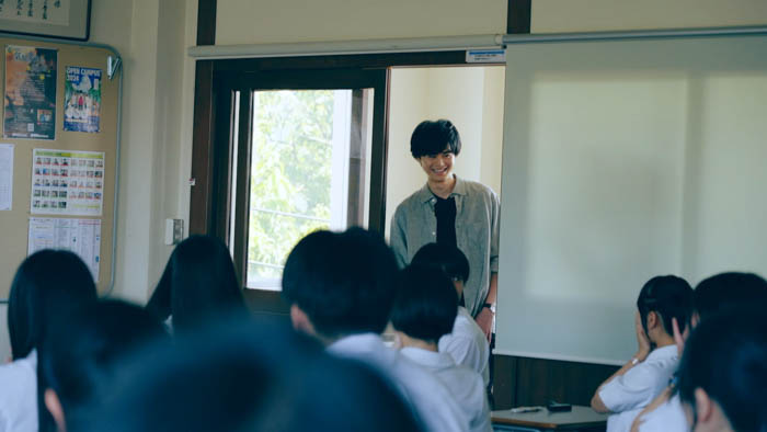 鈴鹿央士出演、SUENAGAグループ新TVCMが、岡山県・香川県内で8月10日(土)より放映開始!本人のサプライズ登場に地元・岡山の高校生大歓喜!