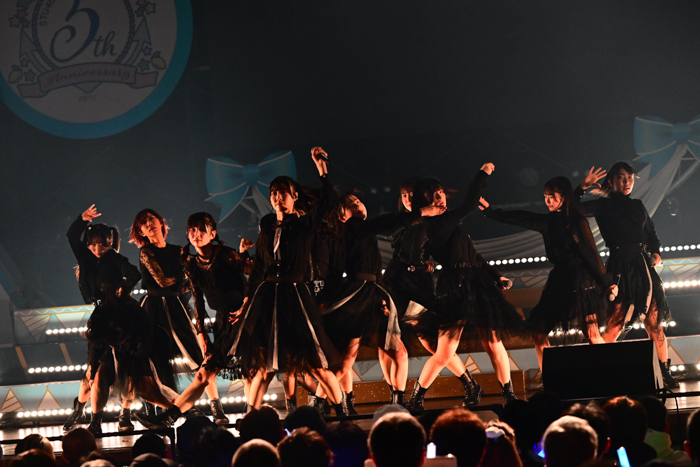 STU48 2 期生5周年コンサート11th シングル「地平線を見ているか?」パフォーマンス初披露私たちは今が青春だ! 2 期生の覚悟を込めた渾身のステージ!