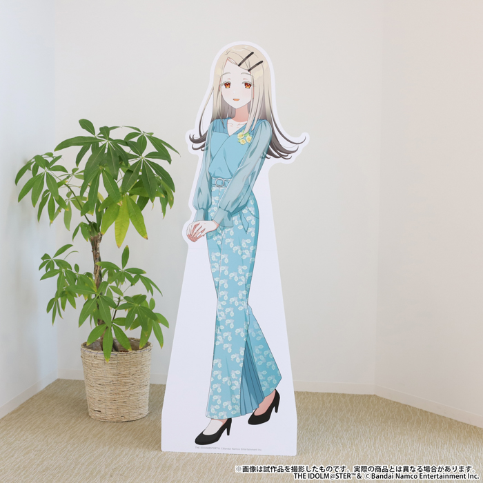 『学園アイドルマスター』より、等身大スタンディが受注生産商品で登場!