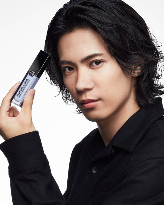 Number_iの神宮寺勇太が、ジバンシイ ビューティーの人気コレクター＆パウダーのキャンペーンに登場！