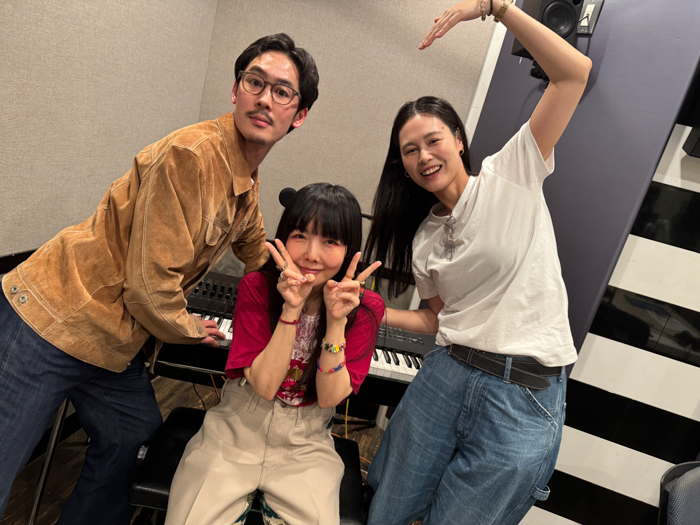 aikoが明かす、名曲「花火」の誕生秘話とは?大阪で過ごした一人暮らしの思い出、最新シングルの制作エピソードも!