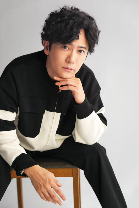 稲垣吾郎がSmartNewsの新キャラクターに!「転生」して、初共演の乃木坂46にメンバー入り?!SmartNewsの新TVCM、6月18日(水)放映スタート!
