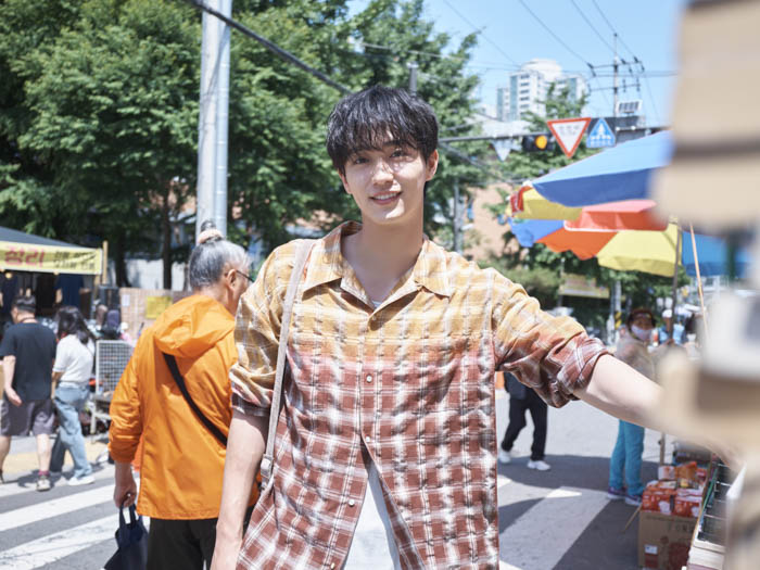 NEXTブレイク俳優・野村康太、1st写真集発売決定!初めての海外旅で魅せる爽やかな姿【本人コメントあり】