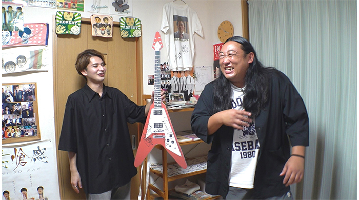 ロバート秋山がやりたい企画を実現する番組 メ〜テレ 『秋山の楽しすぎる約30分』“ロバートの元ストーカー”メモ少年の実家でルーツを辿る　秋山「改めてまた怖くなってきた」