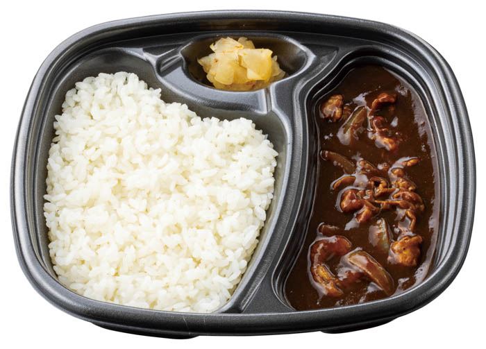 JO1が「ほっともっと」の8月新商品を食リポ!JO1『夏のよくばり牛カレー』食リポ動画が公開!