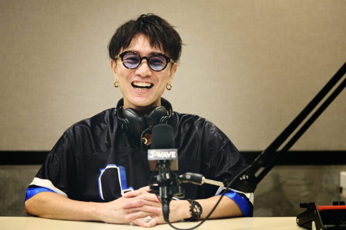投稿についてもっと詳しく SUPER EIGHT・安田章大が名曲の“裏側”を紐解く、新番組がスタート！　J-WAVE『SONG STORIES』初回放送は10/3（金）25:30からオンエア