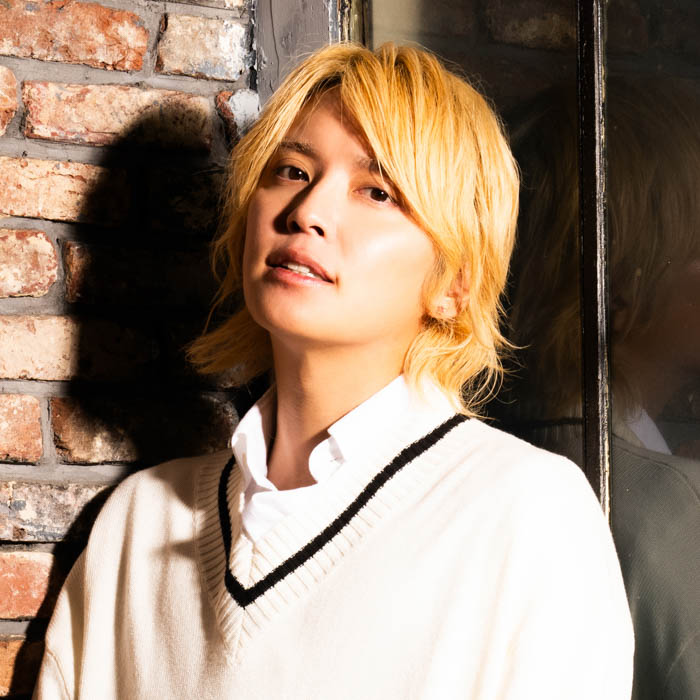 手越祐也、当日の新曲リリースをツアーファイナルステージ上で発表！デジタルシングル「シルエット」サプライズ配信スタート！