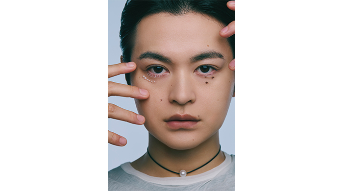 投稿についてもっと詳しく 瀬戸康史、俳優デビュー20周年の軌跡を自ら考案した美麗ビジュアルで表現し凝縮した記念書籍を発売！