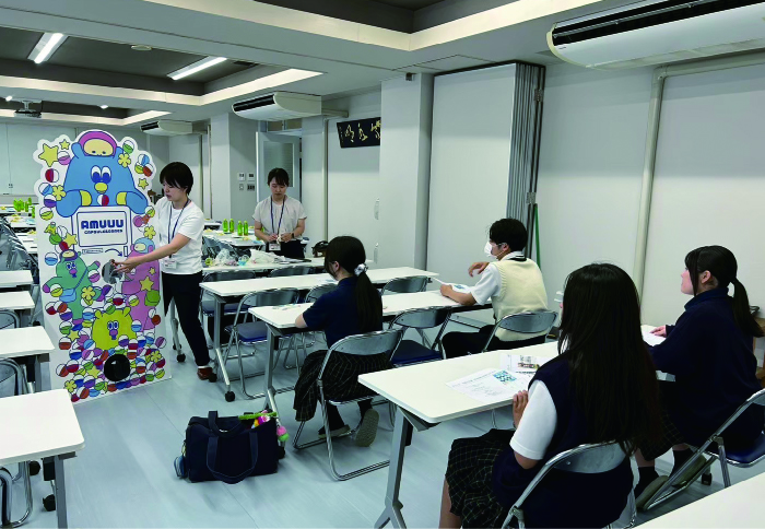 桐生第一高等学校(群馬県) 生徒会「学校の歴史と魅力を詰め込んだカプセルトイを開発」