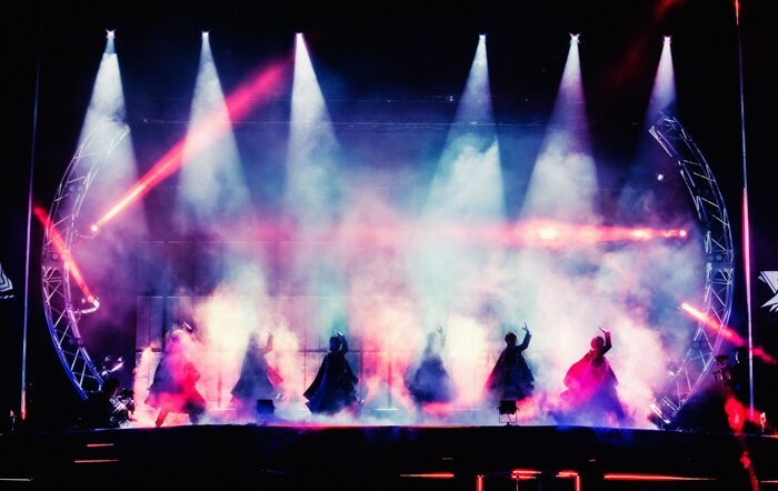 2.5次元タレントグループ「シクフォニ」がLaLa arena TOKYO-BAYでファイナル公演を迎え、大盛況のうちに終幕