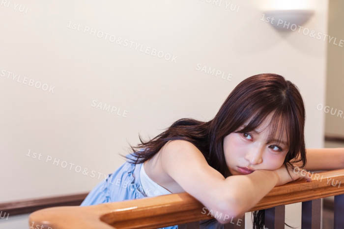 AKB48・小栗有以1stフォト&スタイルブック『AB型の左利き』本日発売!