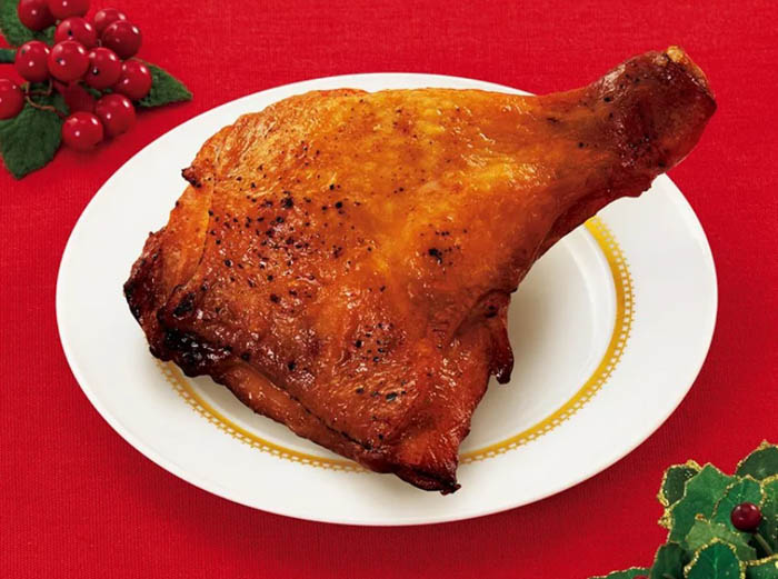 BE:FIRSTがファミマのチキンを頬張る!新CM『ファミマ×BE:FIRST クリスマスチキン』篇12月9日(火)放映開始、最新曲「街灯」がタイアップソングに決定!