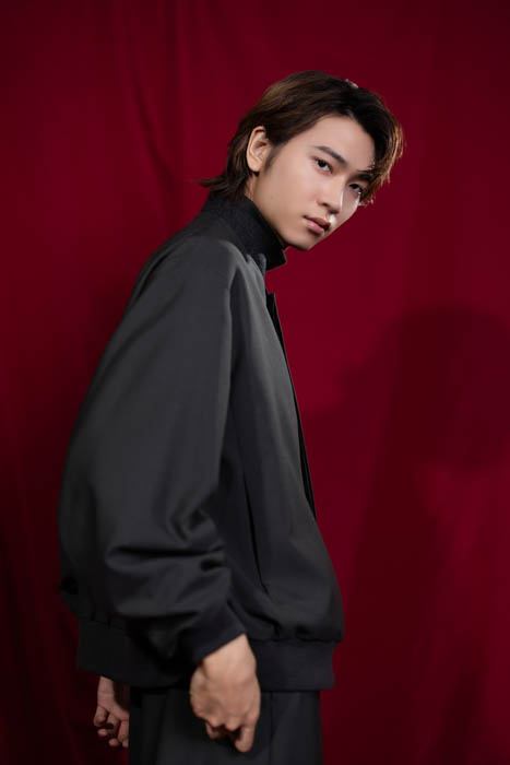 Mrs. GREEN APPLEの大森元貴（Vo./Gt.）が表紙＆裏表紙のW表紙で登場！独占SPグラビア＆ロングインタビューをお届け！